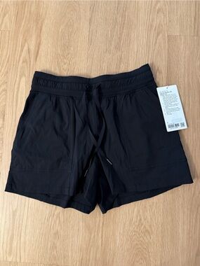 Lululemon Dance Studio HR short